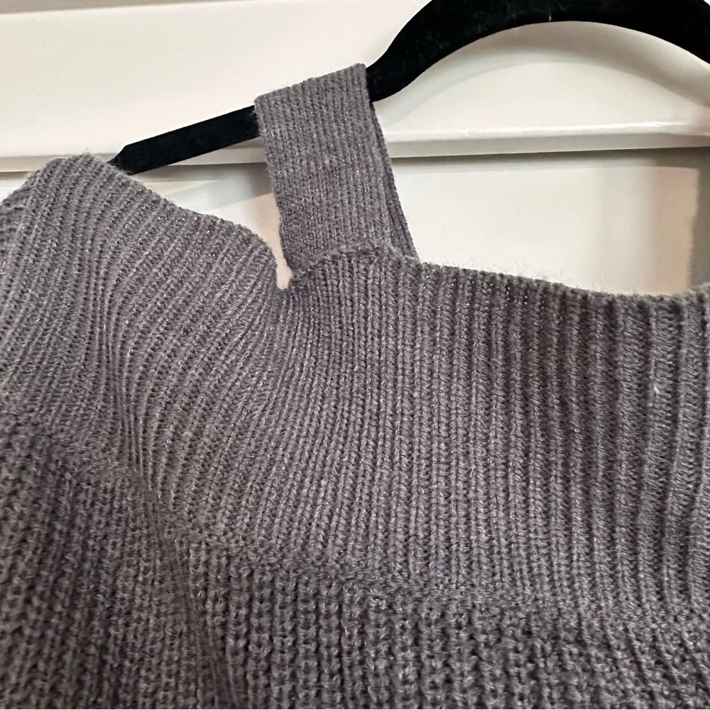 Sanctuary Charcoal‎ Ribbed Off the Shoulder Sweater